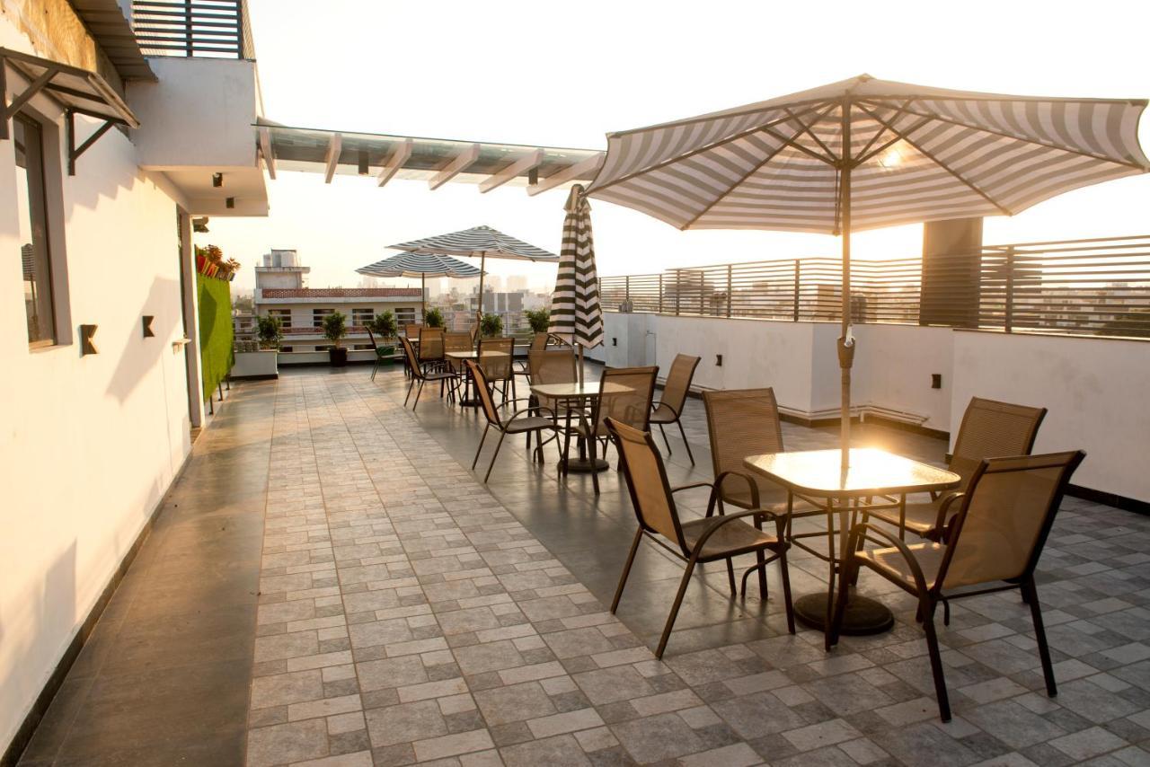 Posh Residency Huda City Center Gurgáon Kültér fotó
