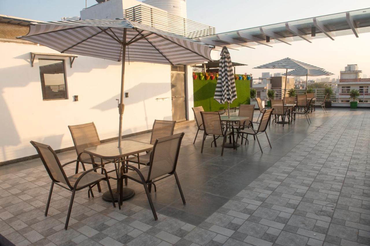 Posh Residency Huda City Center Gurgáon Kültér fotó