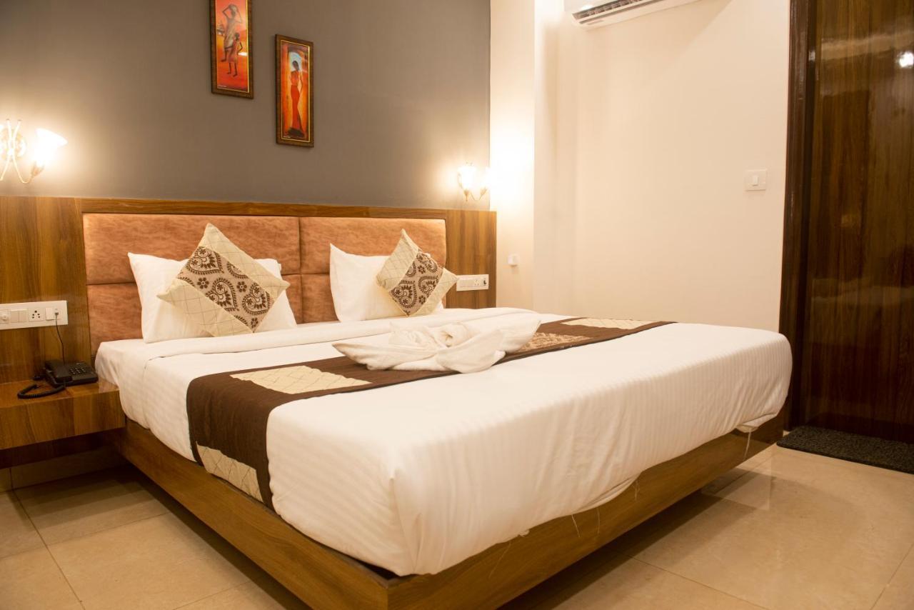 Posh Residency Huda City Center Gurgáon Kültér fotó