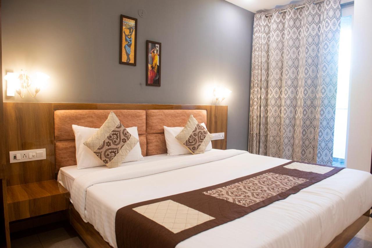 Posh Residency Huda City Center Gurgáon Kültér fotó