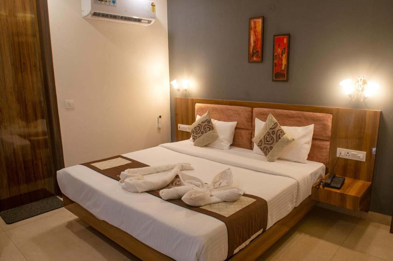 Posh Residency Huda City Center Gurgáon Kültér fotó