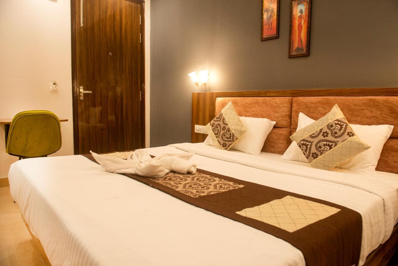 Posh Residency Huda City Center Gurgáon Kültér fotó